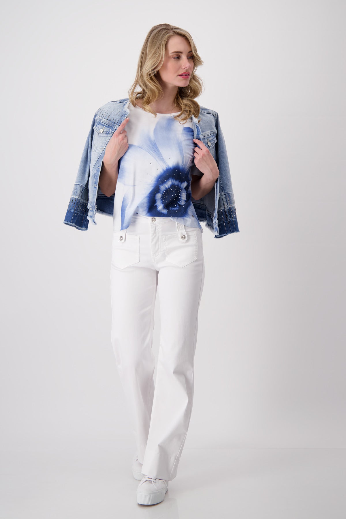Shirt Flower Placed White