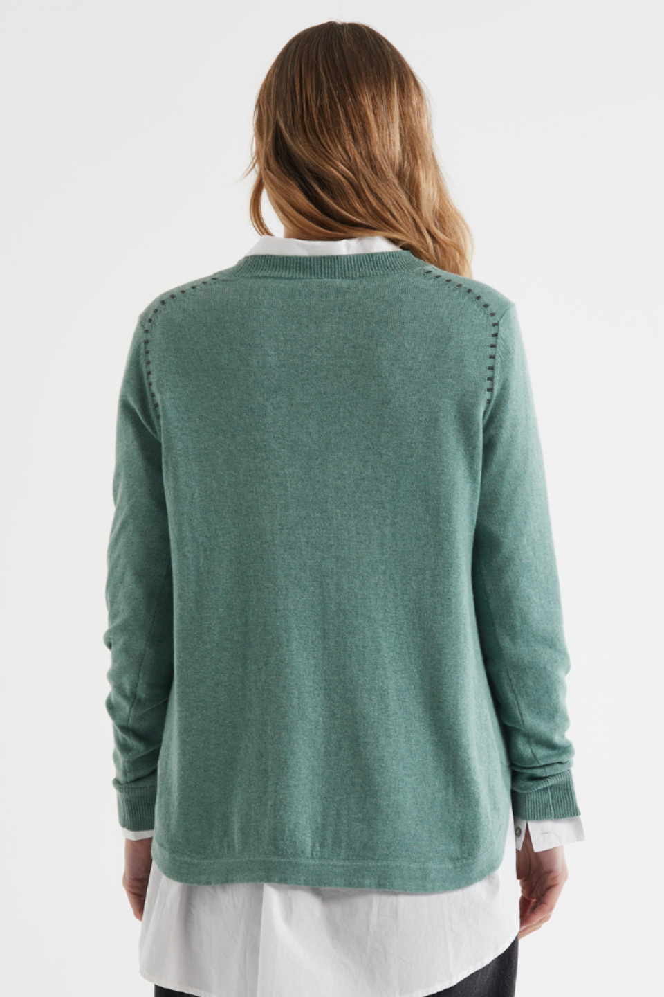 Essential Shirt Buton in Moss