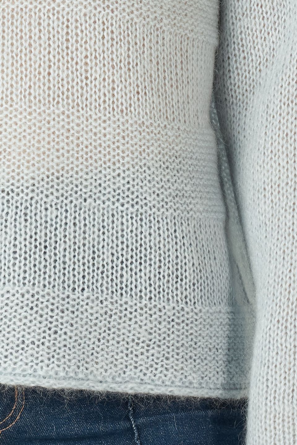 Mohair V-Neck in Fossil