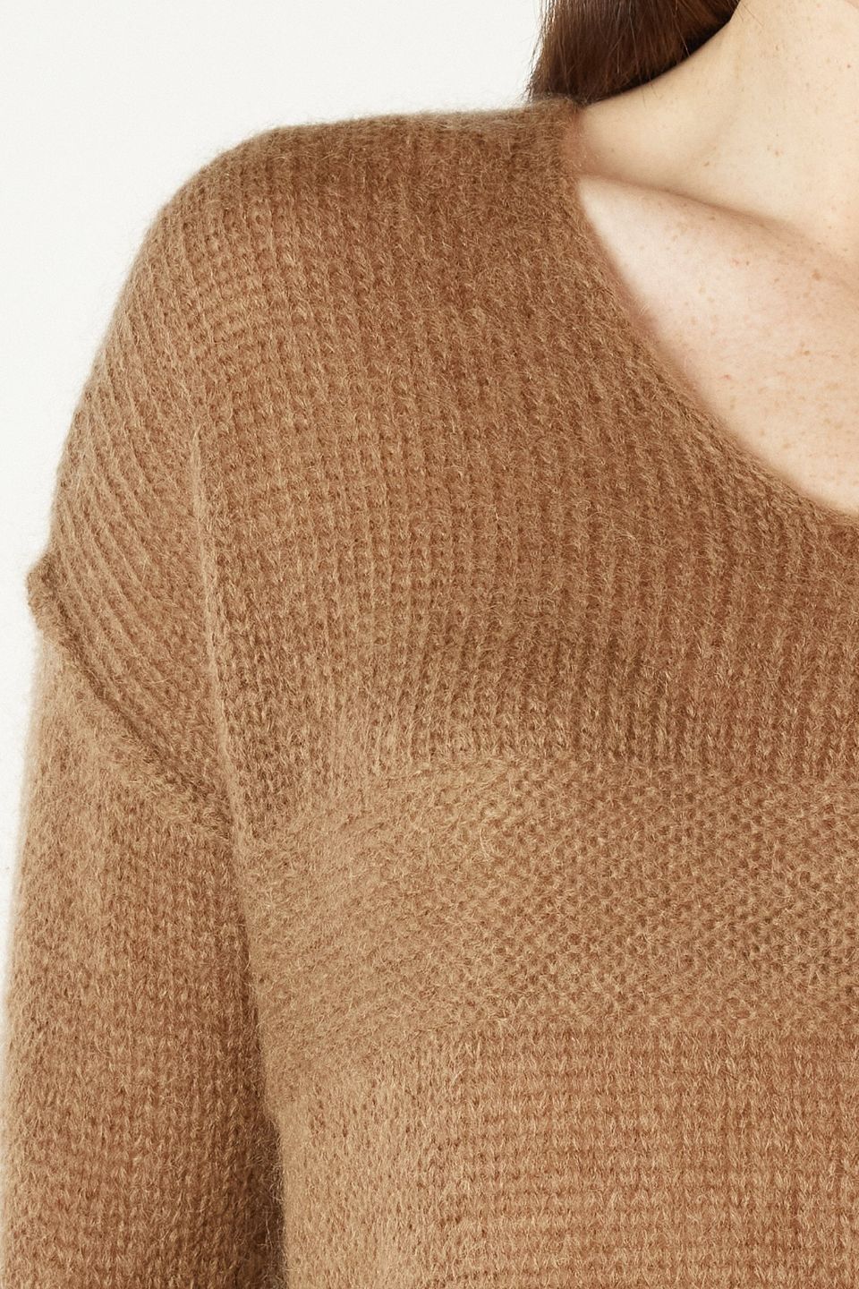 Mohair V-Neck in Caramel