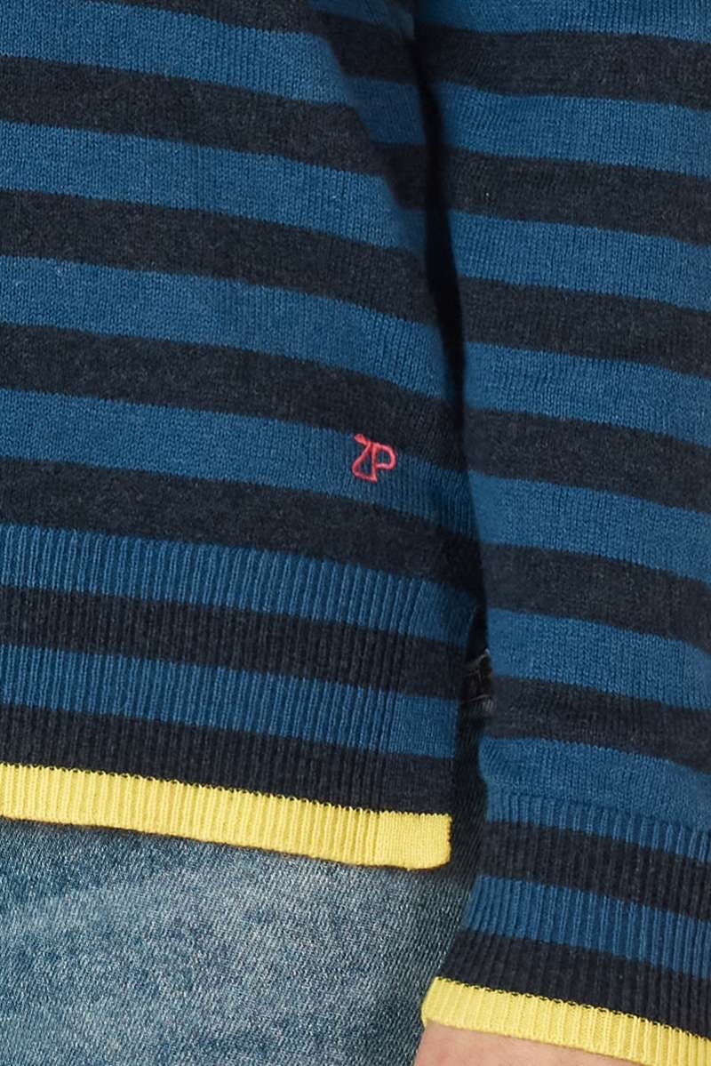 Essential Stripe V in Denim