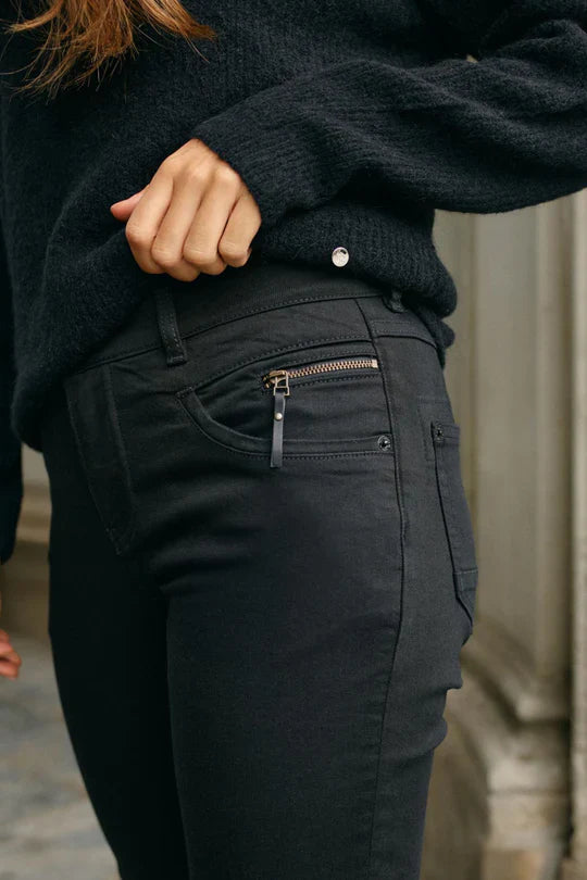 Carla Naomi Deluxe Jeans Black