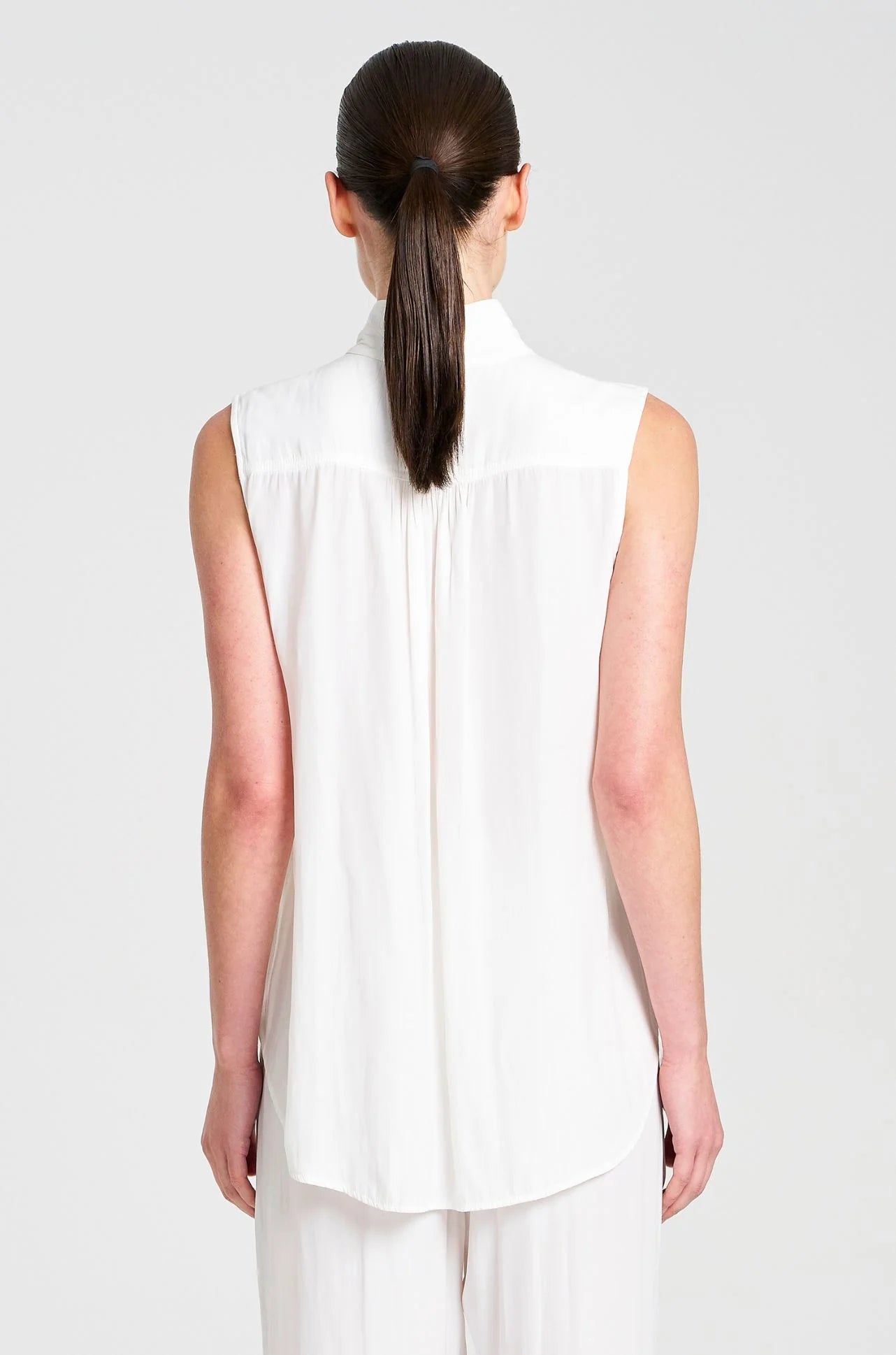 Tab Slide Tank Mache White