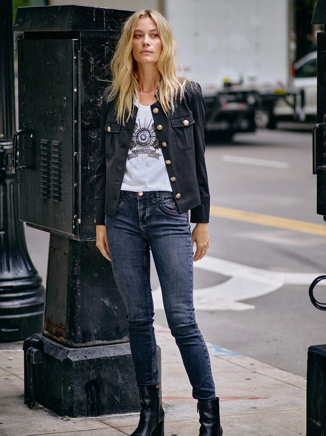 Naomi Colla Jeans Dark Blue