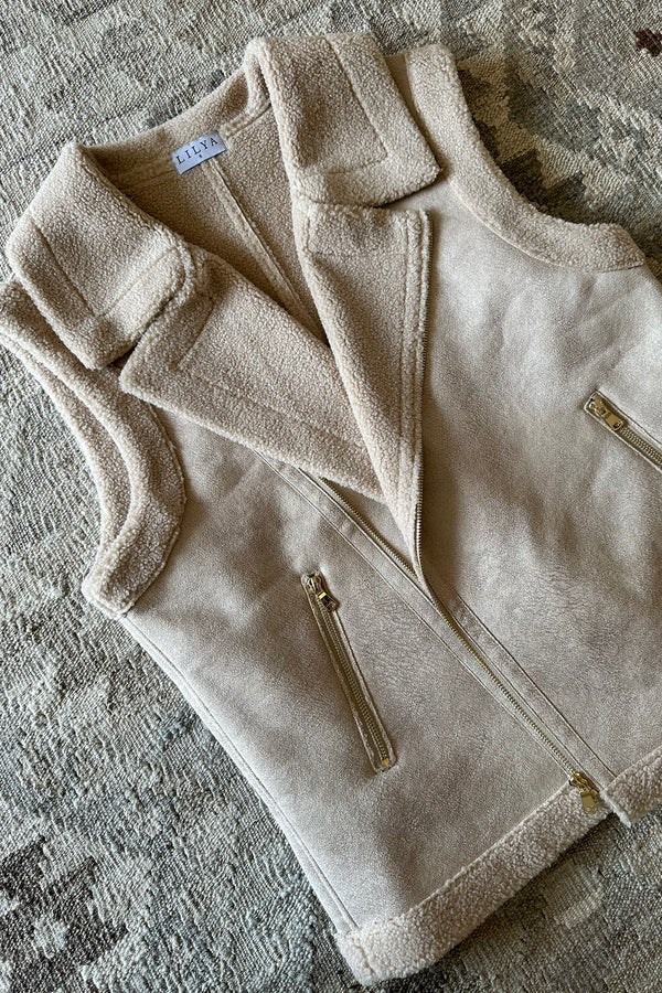 Berkley Vest in Oat