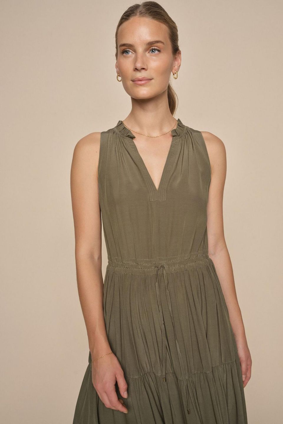 Sabri Short Sleeve Solida Dress Dusty Olive