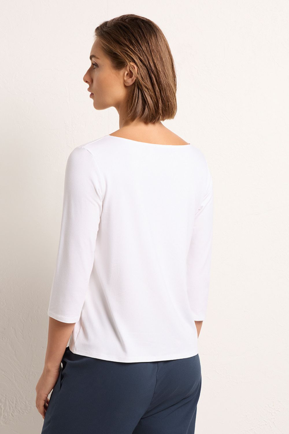 Relaxed Boat Neck White