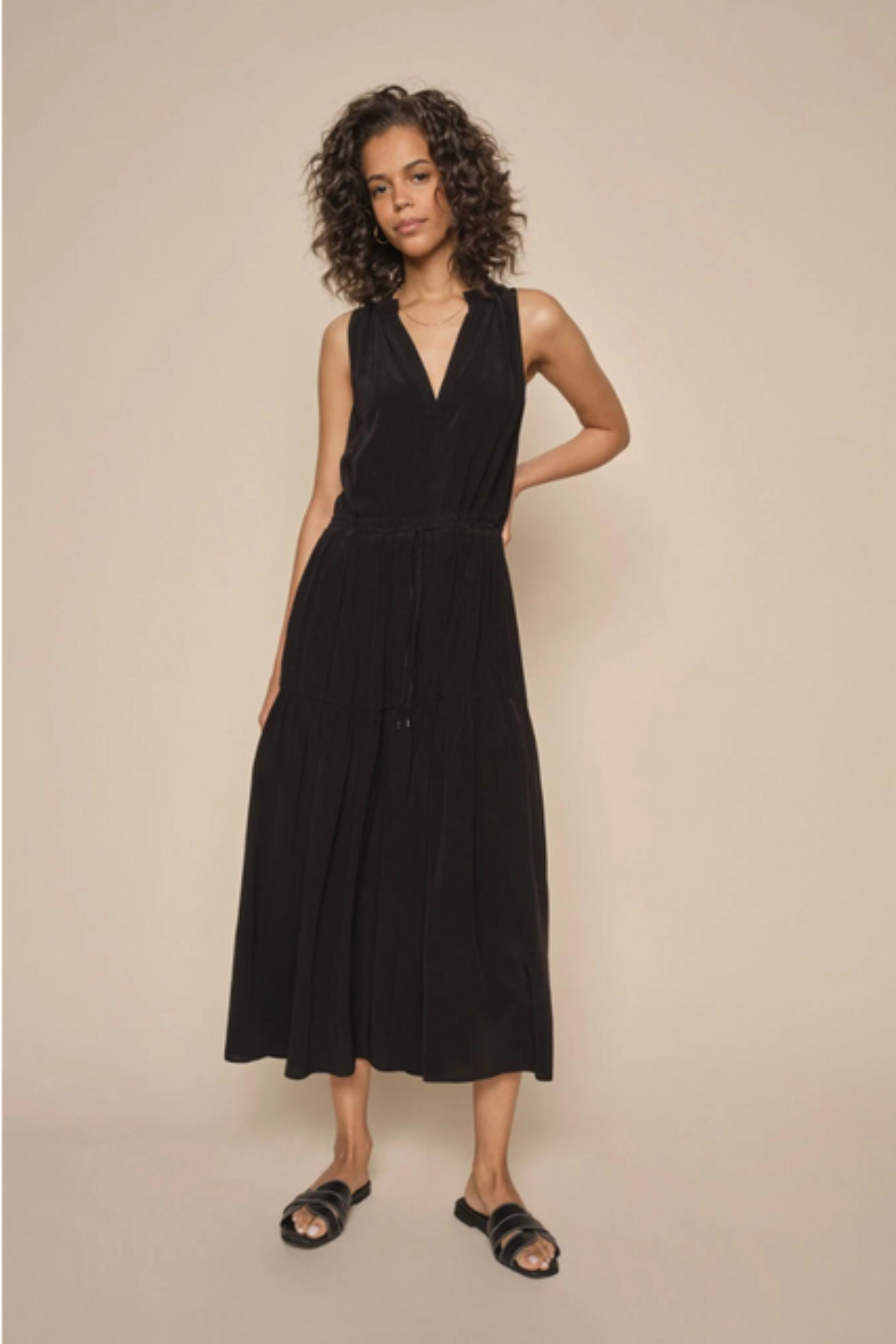 Sabri Short Sleeve Solida Dress Black