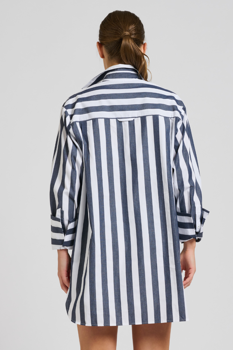 Andrea Oversized Boyfriend Shirt Navy