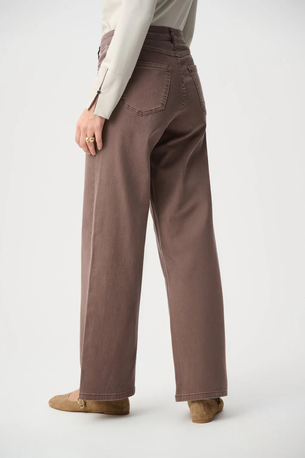 251968F26 Goldie Jean Mink