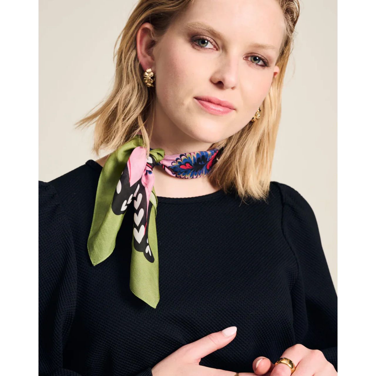 Shawl Silk Animal Paradise