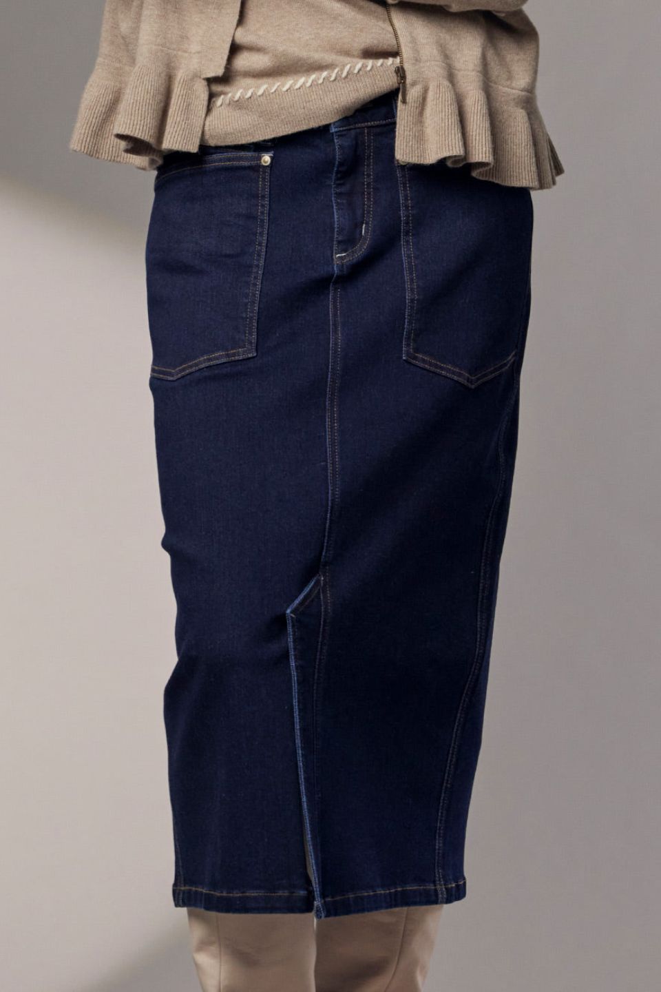 Daisy Skirt Dark Wash