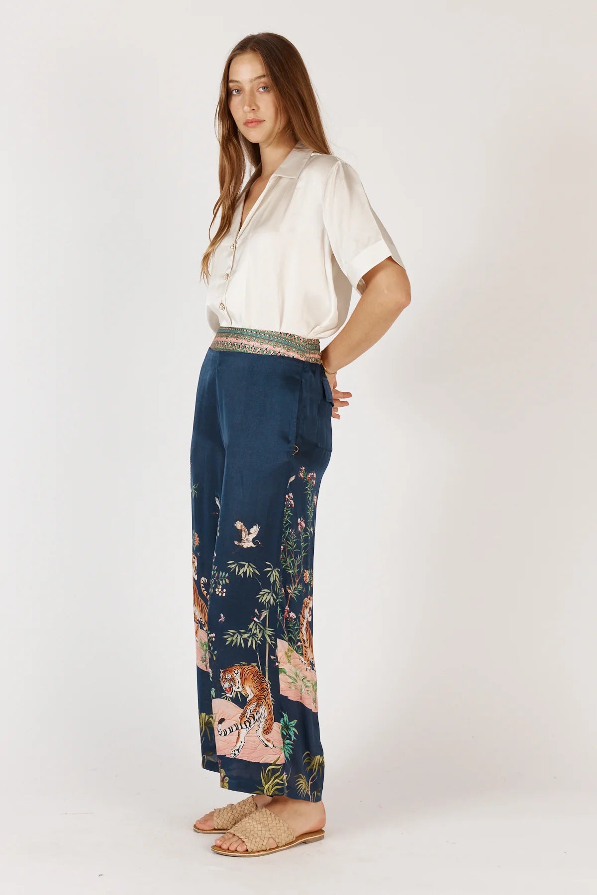 Machali Pant Navy