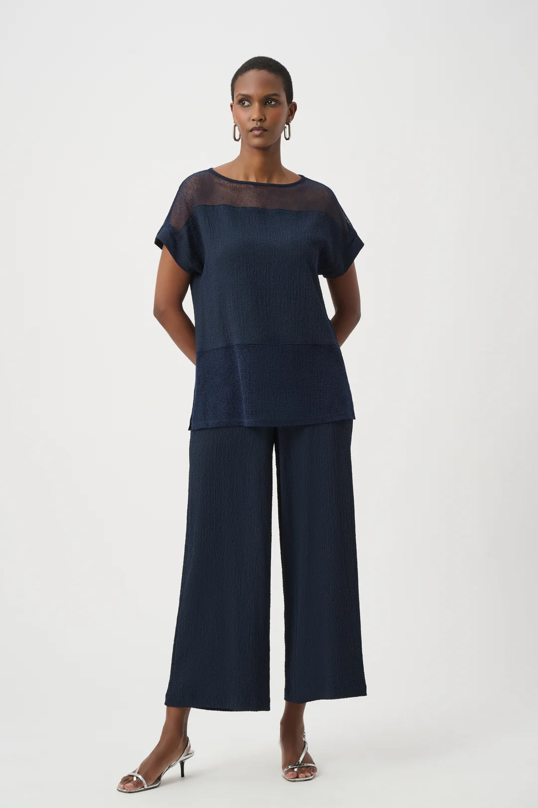 261247 LDS Top