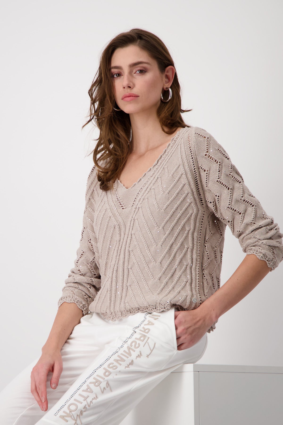 V Neck Pullover Hazel