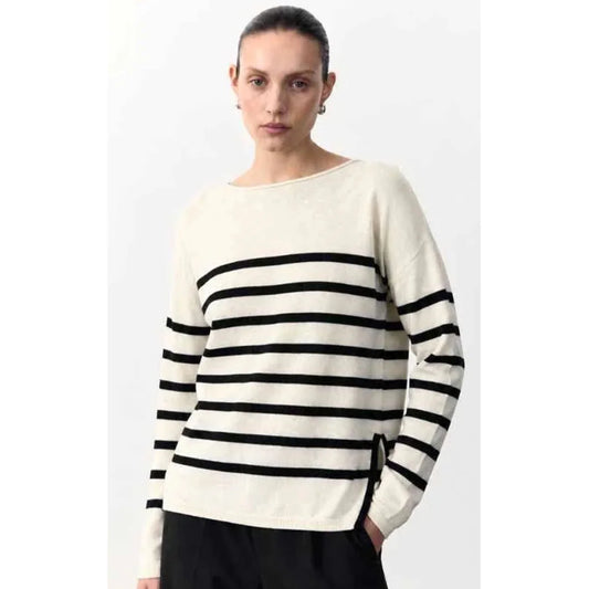 Bobbie Top Milk/Black