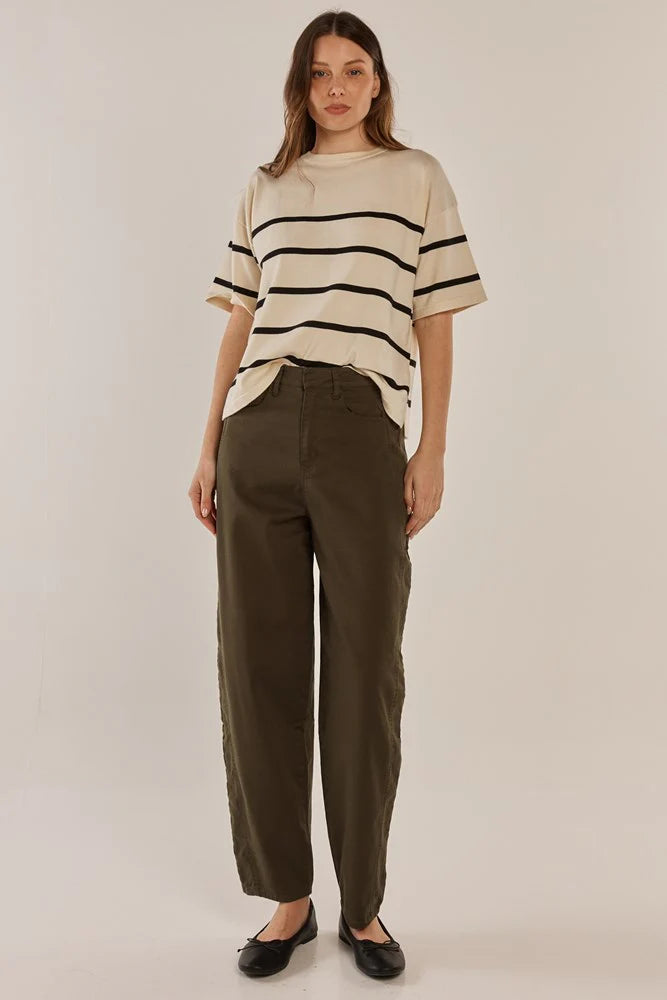 Barrel Leg Chino
