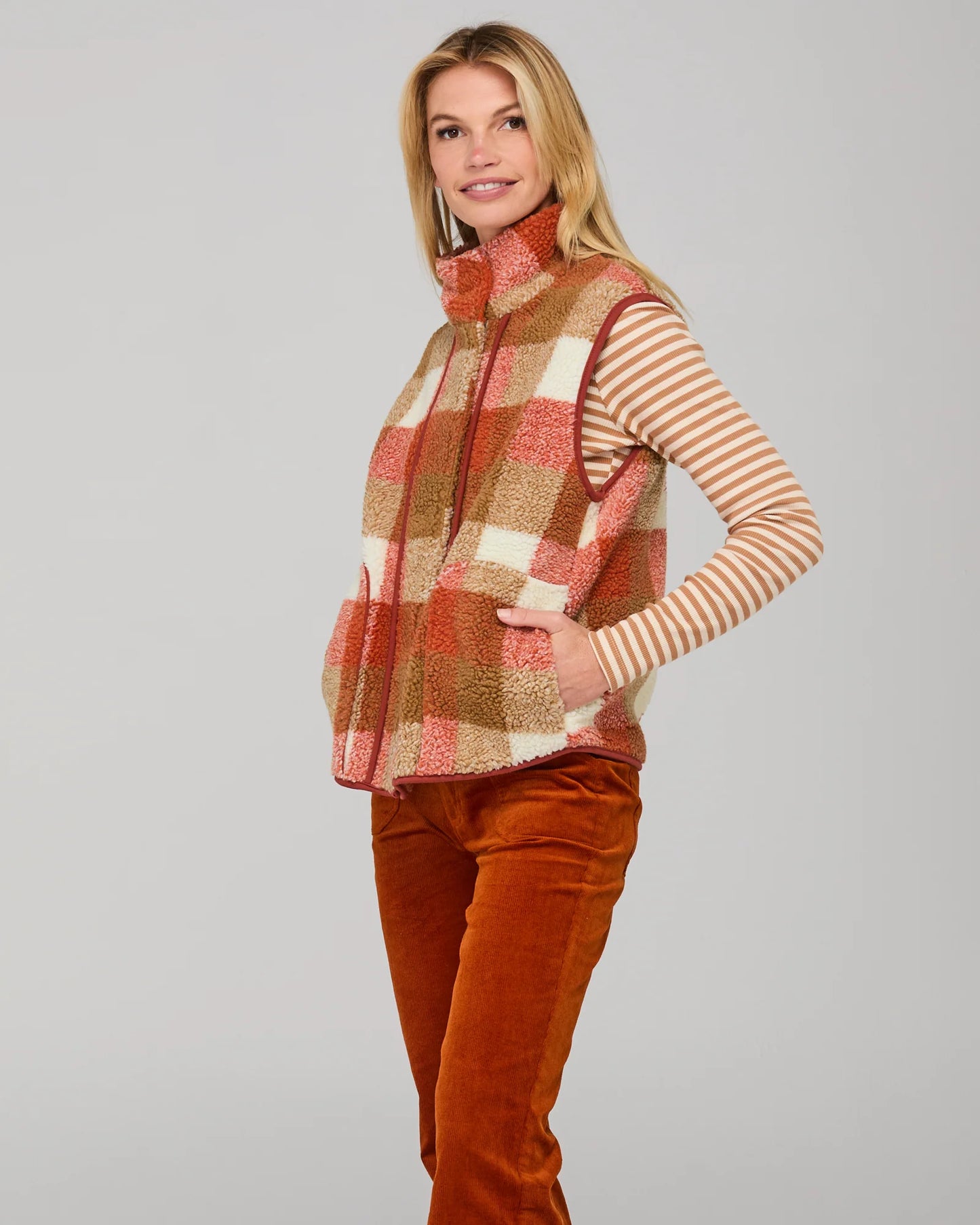 Alba Vest