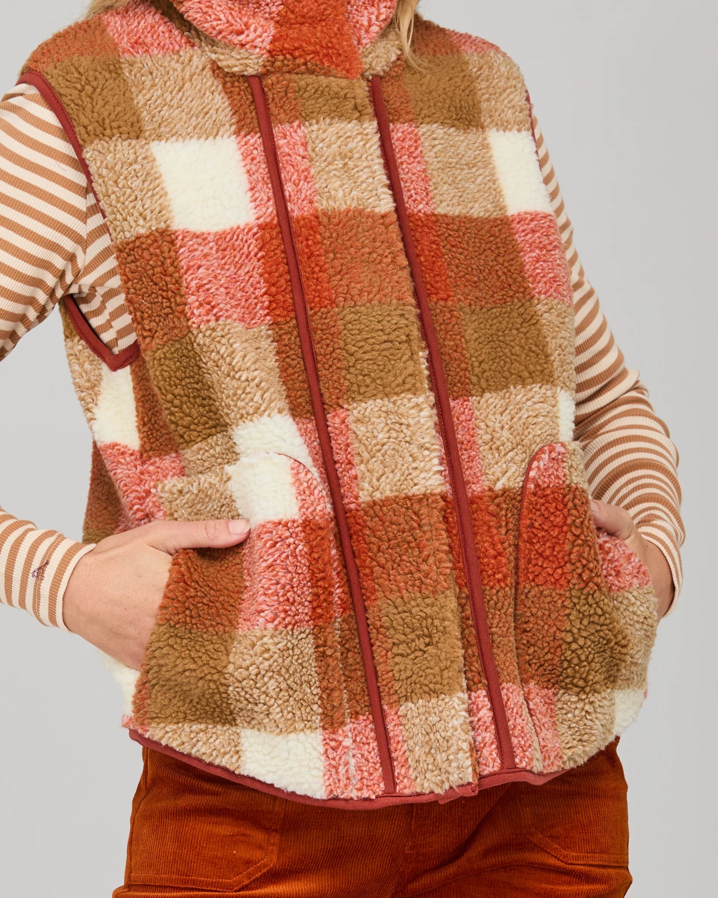 Alba Vest