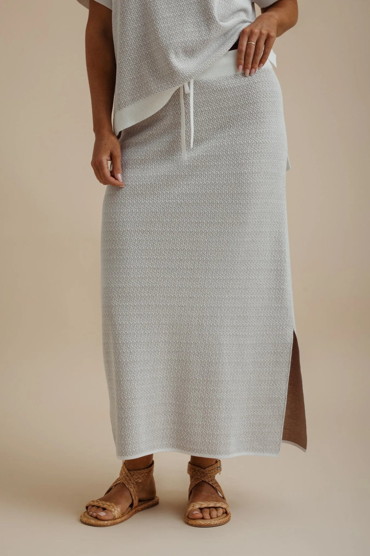 Crepe Knitted Skirt Salt/Granite