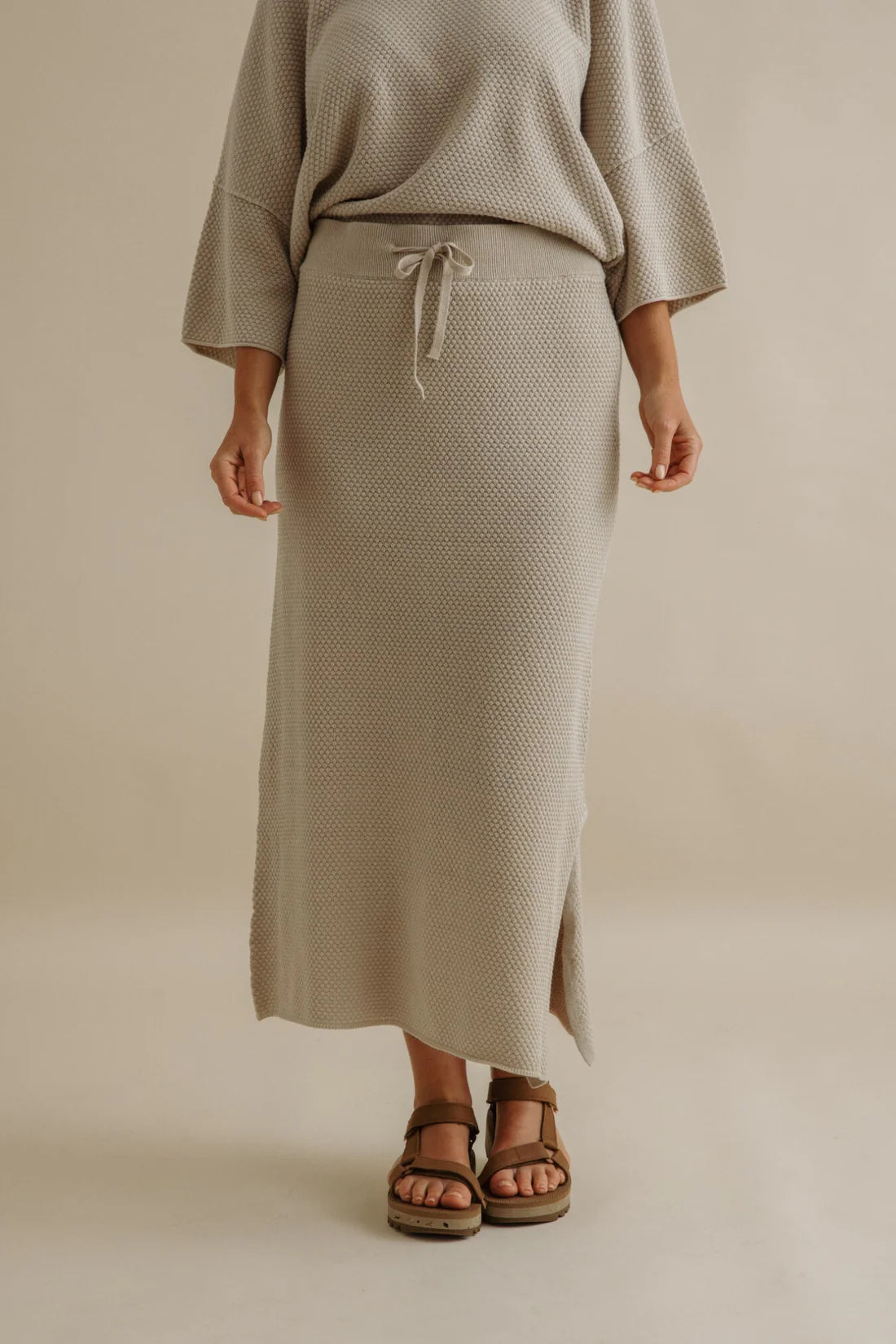 Coral Knitted Skirt Sand Combo