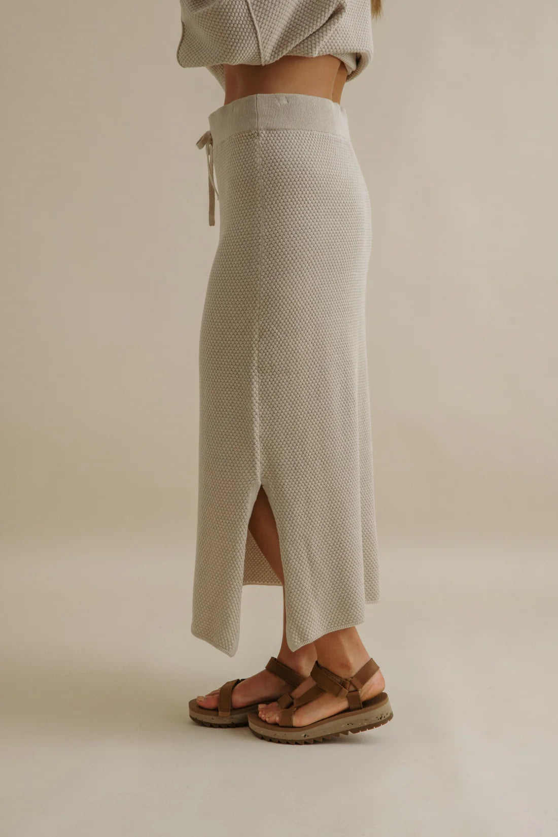 Coral Knitted Skirt Sand Combo