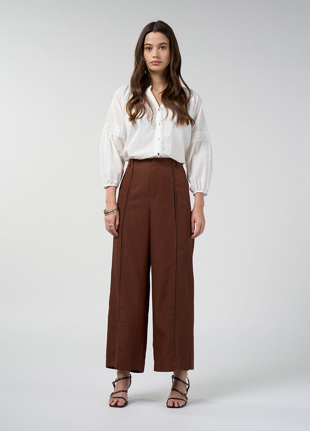 Meera Pant Espresso