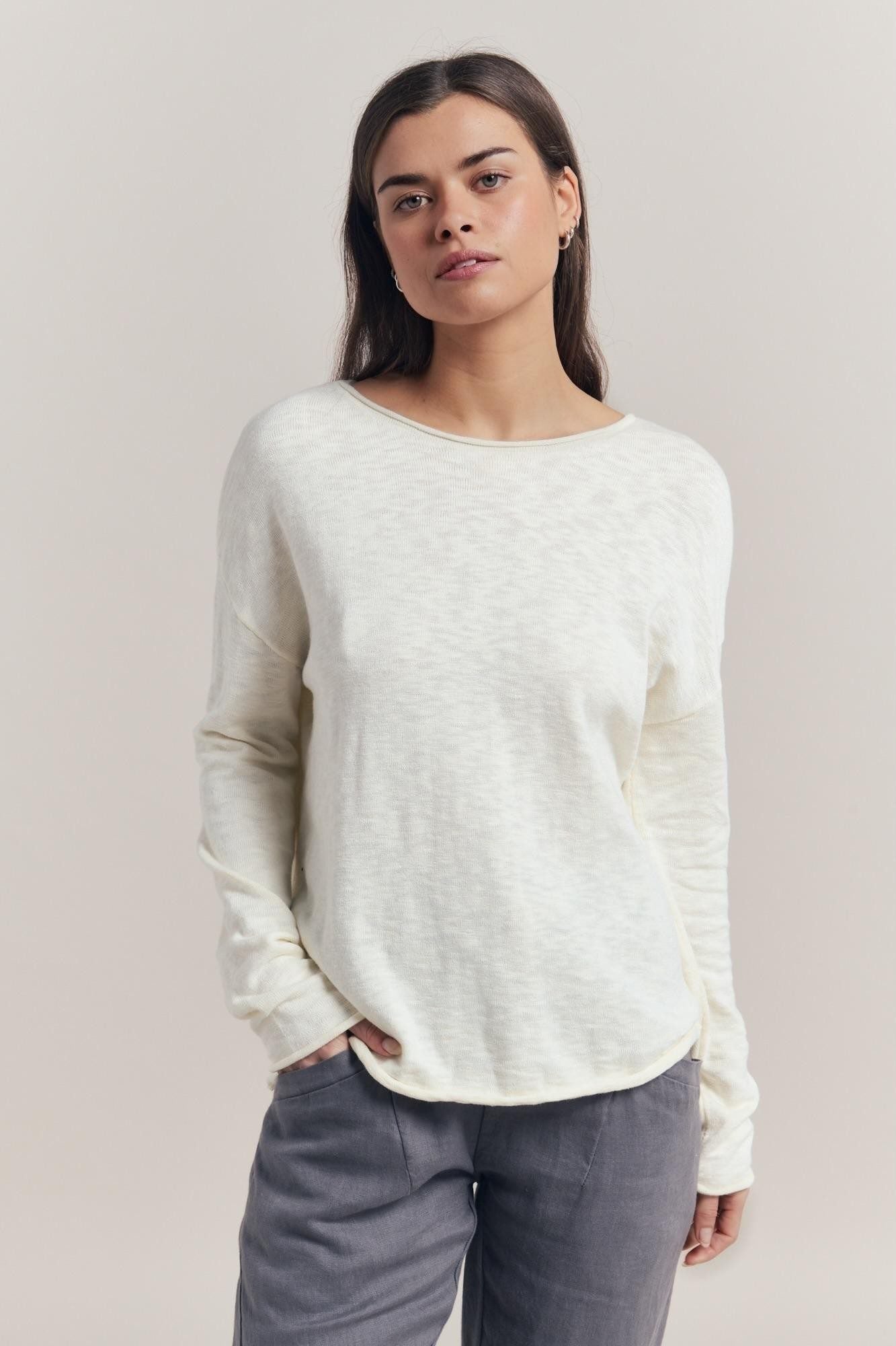 LL Nellie Top Milk