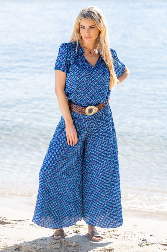 Pirrin Flare Sleeve Top