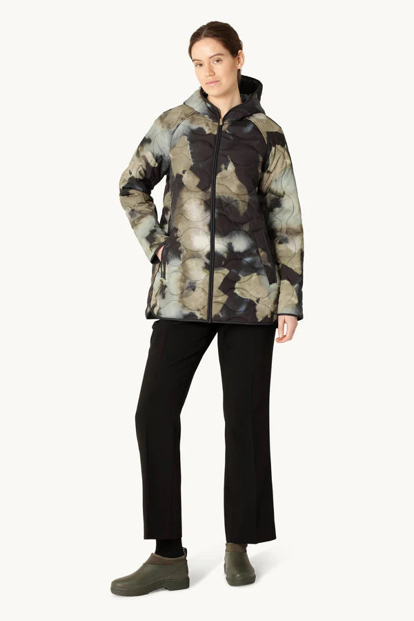 Short Quilt Jacket With Hood