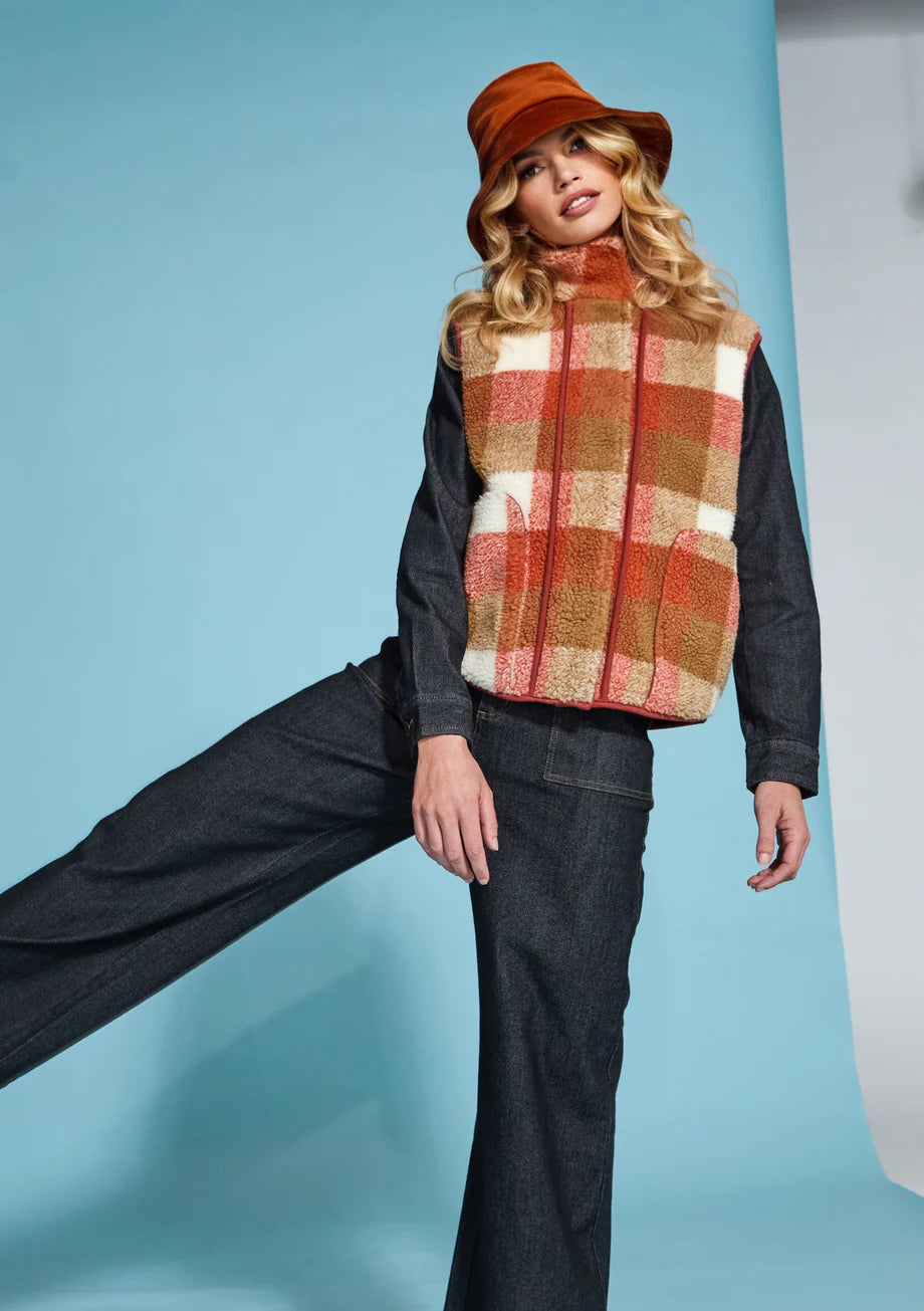 Alba Vest