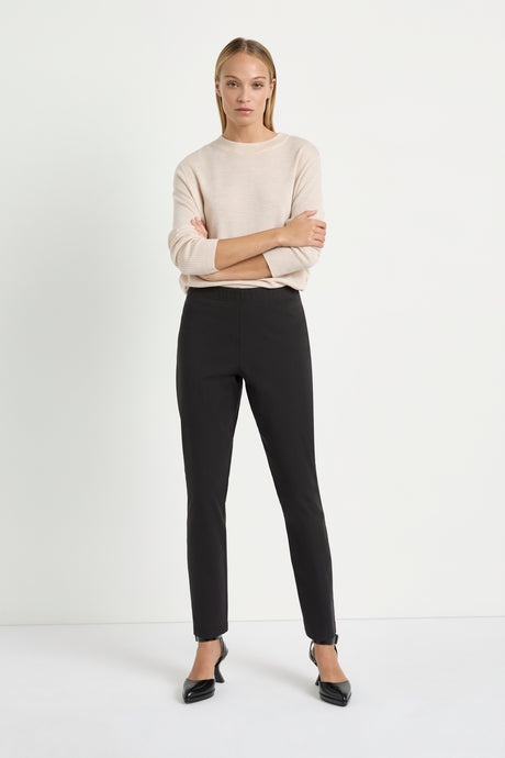 Slim Leg Pant Black