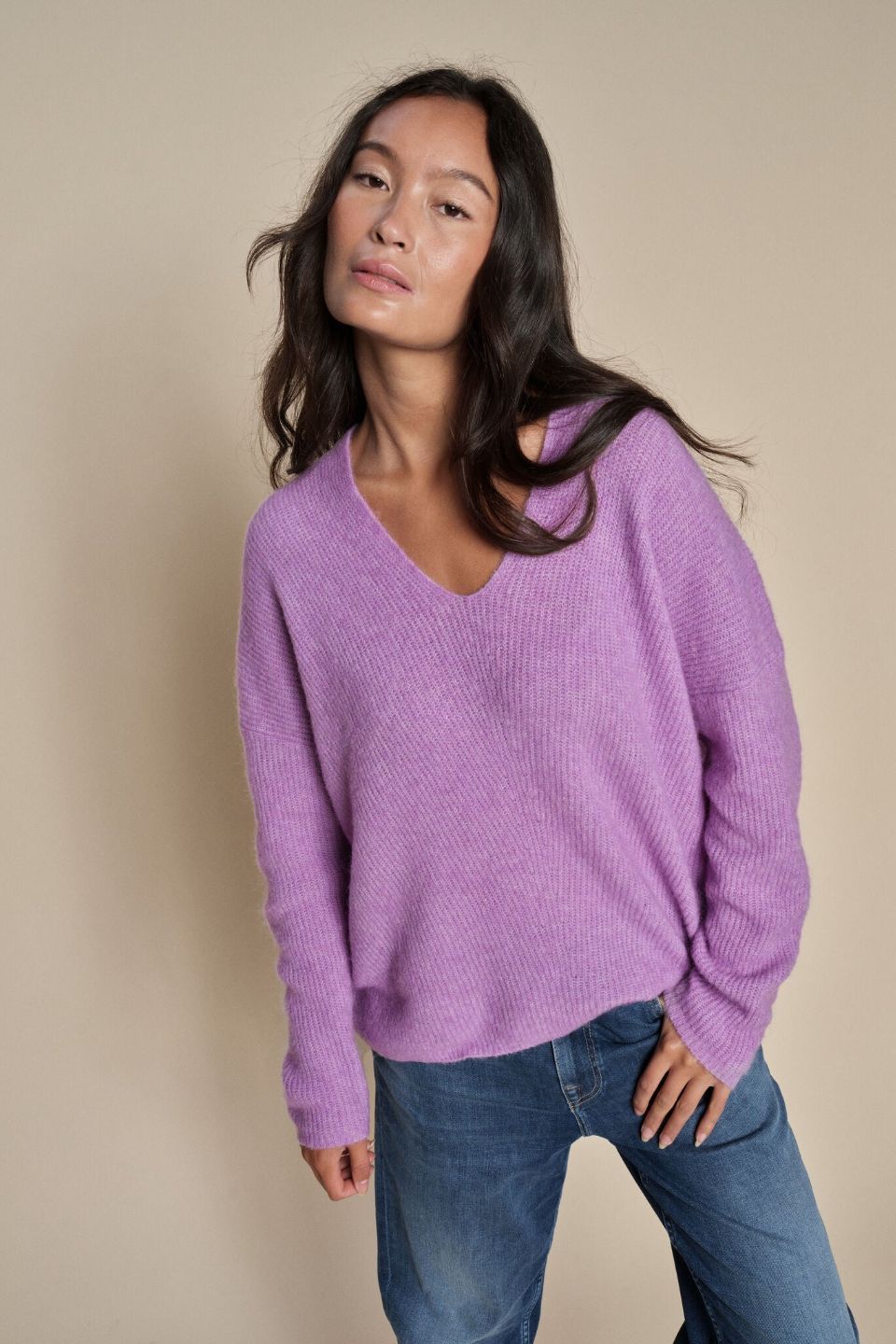 Thora V-Neck Knit Iris