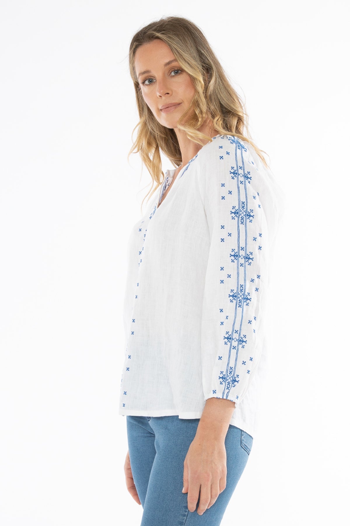 Embroidered Linen Top White/Blue