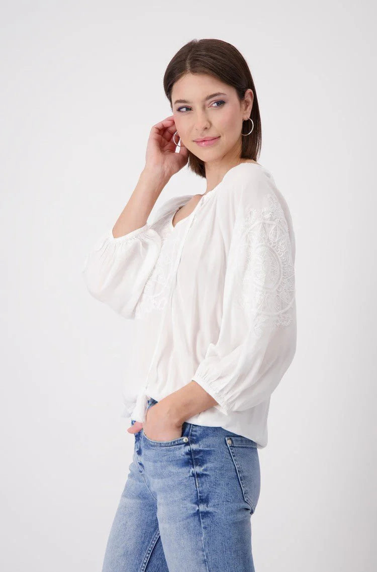 Blouse Embroidery Off White