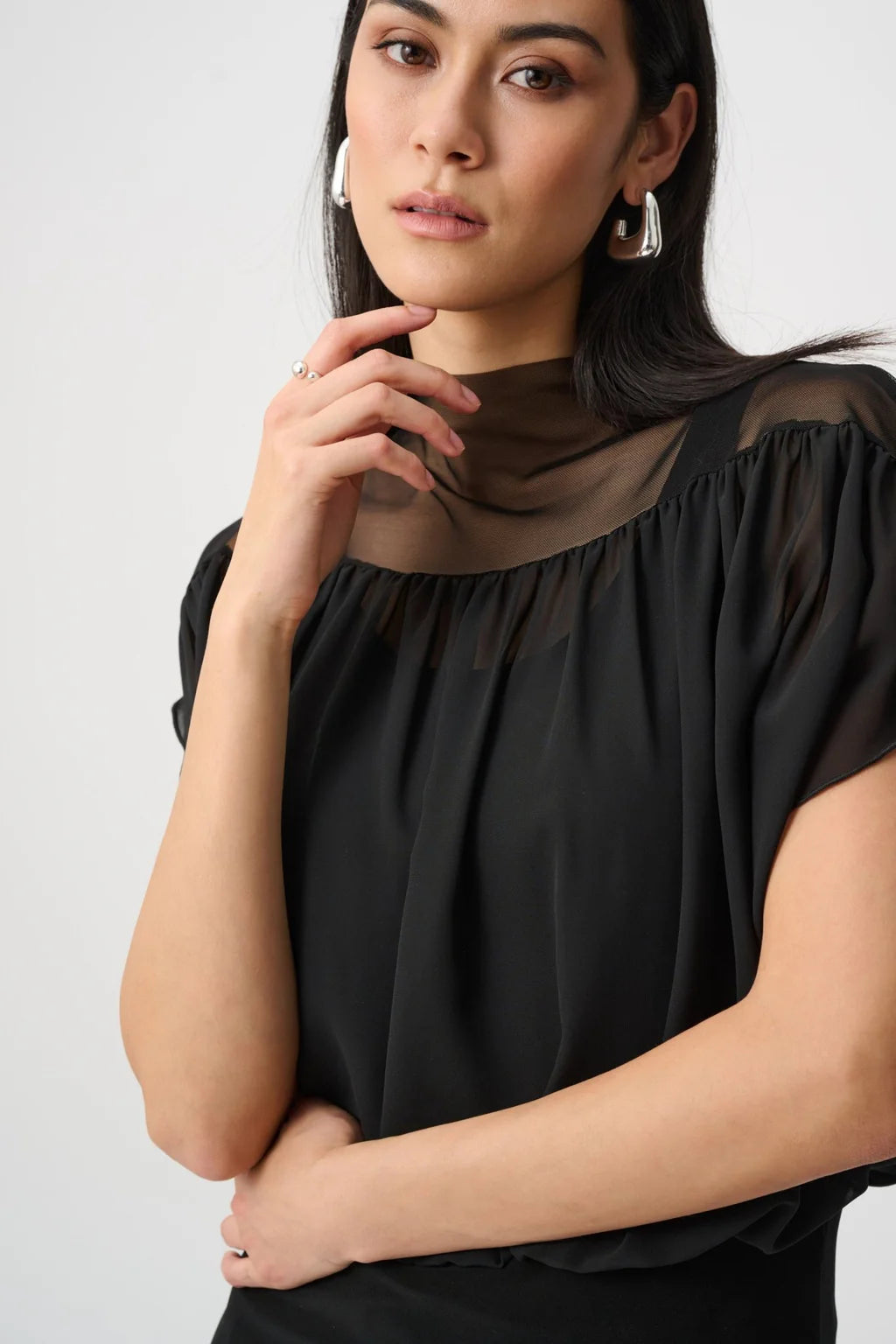 263198 Top Black
