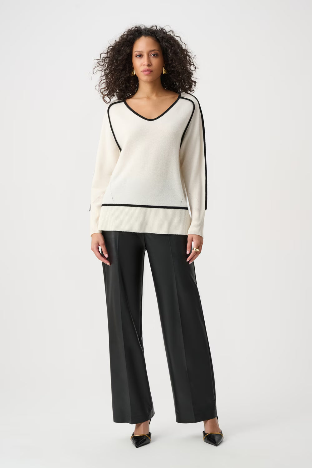263941 Tunic Winter White Black