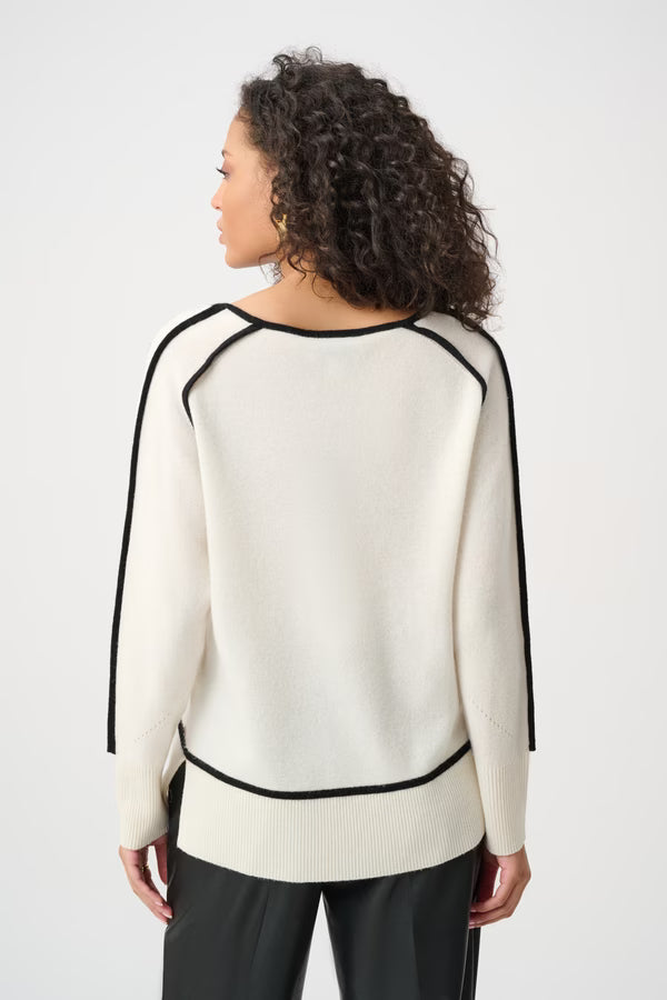 263941 Tunic Winter White Black