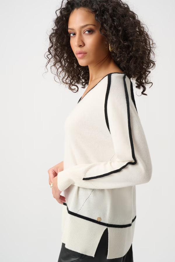 263941 Tunic Winter White Black