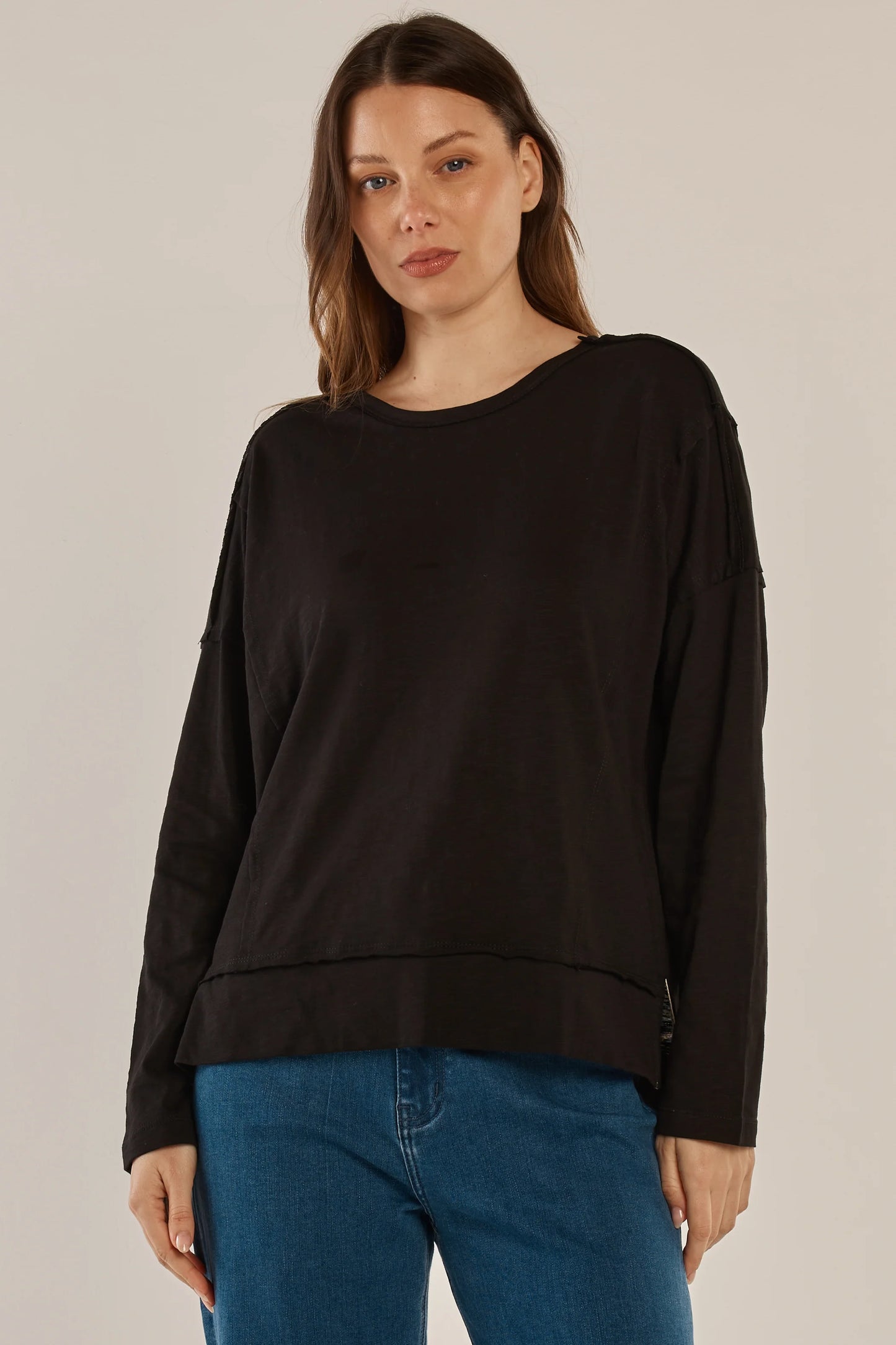Beatris Tee