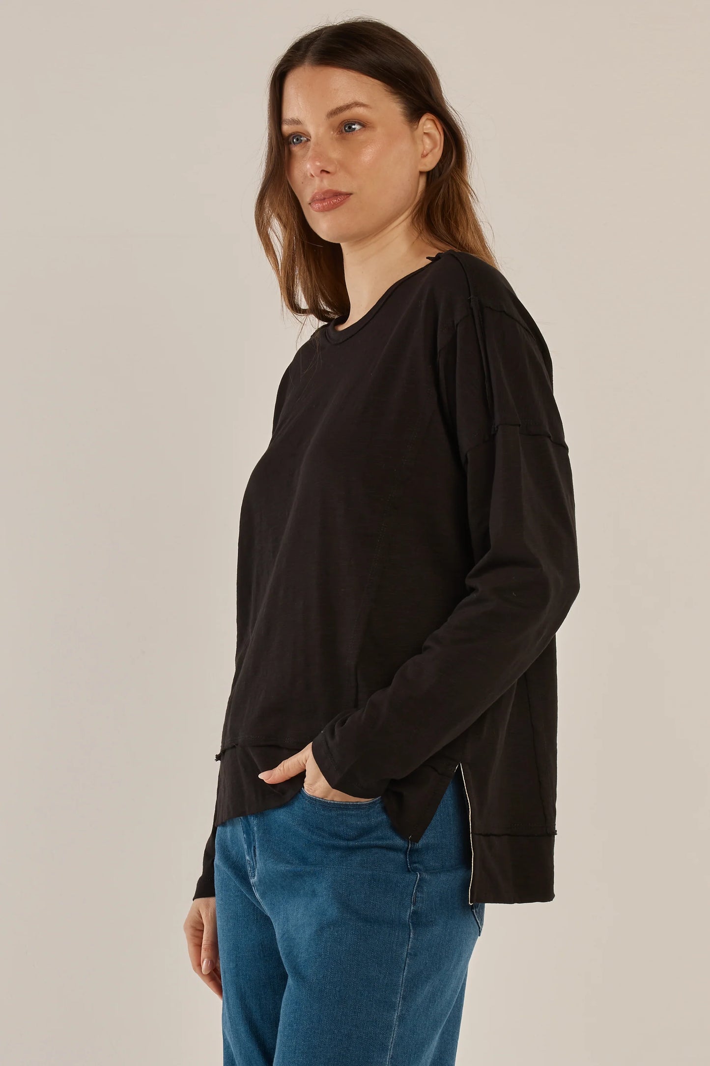 Beatris Tee